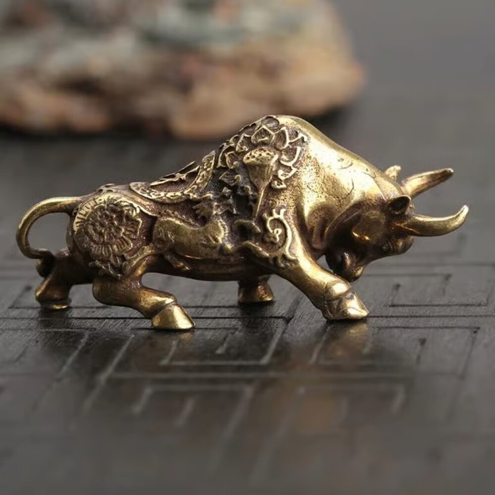 Brass Bullfighting Statue, Lucky Copper Animal Figurine, Wealth Bringing Miniatu
